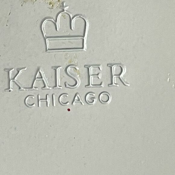 Vintage Kaiser Chicago “The Carolers” Bundle of Figurines w/Stands - Picture 12 of 12